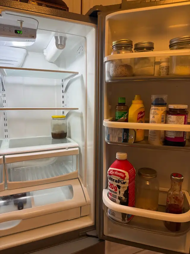 KitchenAid 36-inch French Door Refrigerator (stainless steel fin in Refrigerators in City of Toronto - Image 7