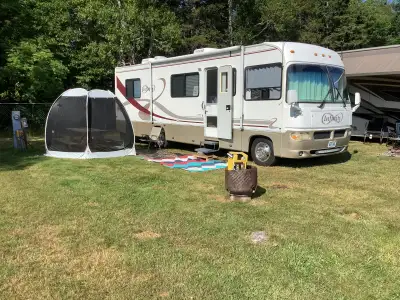 1999 RV Well looked after no must smells greater on fuel than expected big queen size bed lots of st...