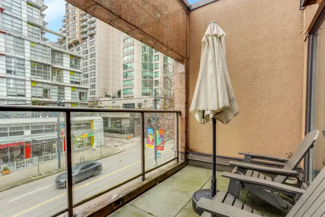 Furnished Downtown Studio - Utilities + WiFi Incl - Pool & Gym in Long Term Rentals in Vancouver - Image 18