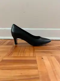 Souliers pour femme/ Women dress shoes