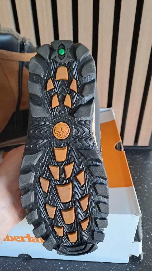 Brand new Timberland boys Winter Boots size 4 in Clothing - 4T in Edmonton - Image 3