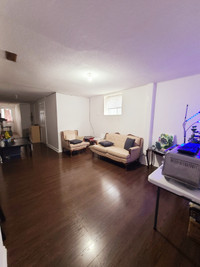 Spacious bright room for rent starting May 1st, in Don Mills 401