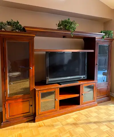SOLID WOOD ENTERTAINMENT / TV WALL UNIT, View more