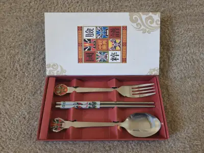 Peking Opera Mask 4-pc Stainless Cutlery Set, View more