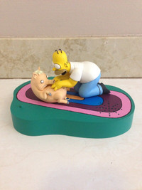 THE SIMPSONS MOVIE HOMER & PLOPPER “WHO’S A GOOD PIGGY!” FIGURES