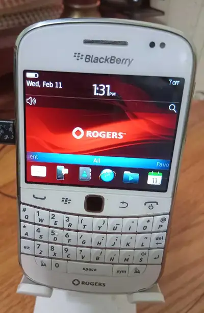 Blackberry Bold 9900, View more