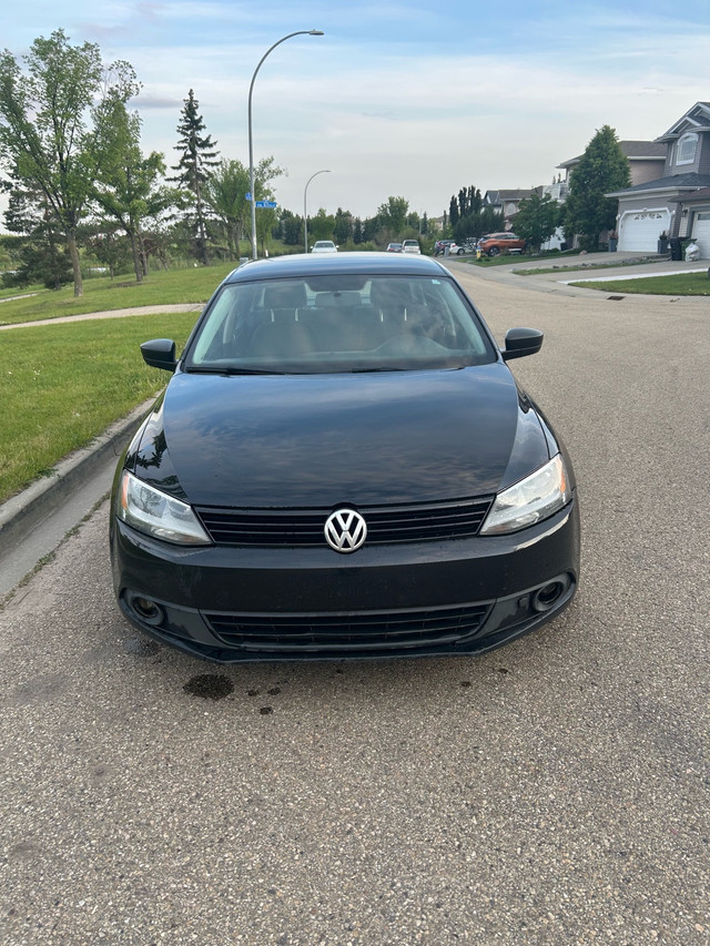 2013 Volkswagen Jetta  in Cars & Trucks in Edmonton - Image 2