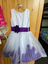 EUC flower girl dress (fits ages 5-7)