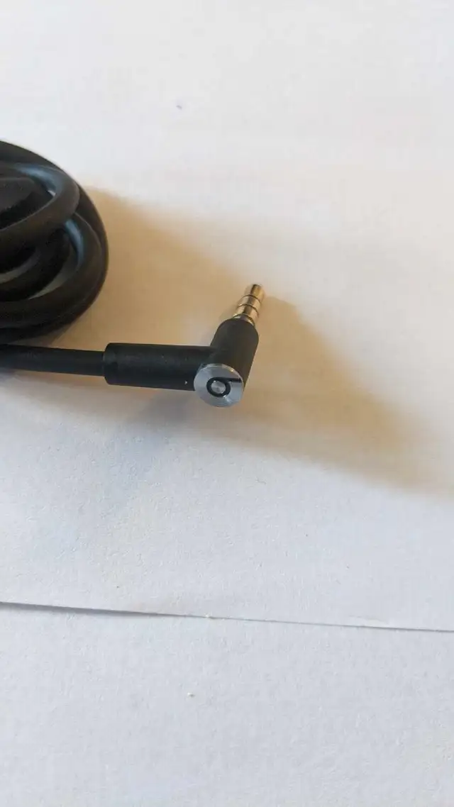 Replacement Audio Cable Cord Wire with in-line Microphone and Co62863270192771121