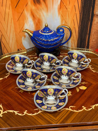 Vintage hand painted wide mouth blue cobalt tea cups & Tea pot -