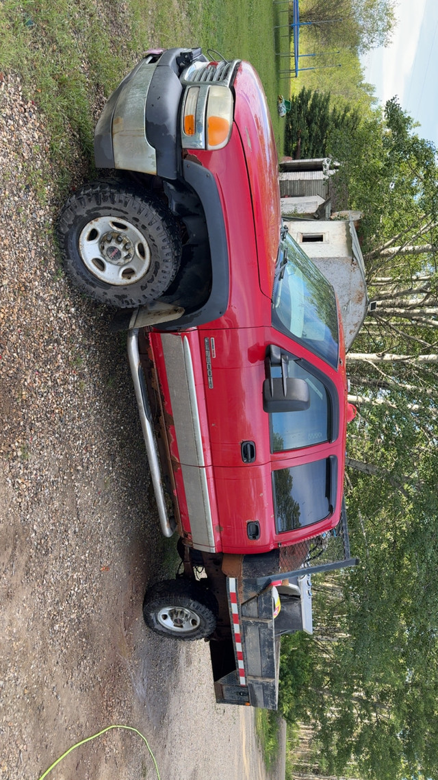 2001 GMC 2500HD Duramax in Cars & Trucks in Grande Prairie