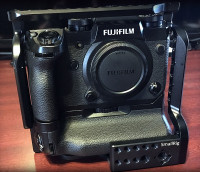 Fuji X-H1 Camera Package
