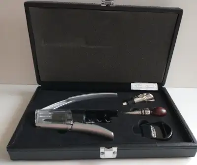 Home Presence wine opening set, View more