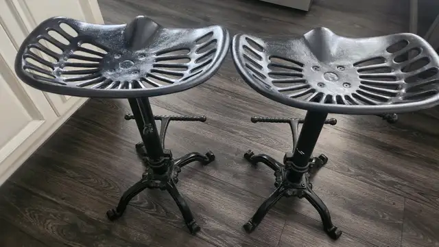 TRACTOR BAR STOOLS in Chairs & Recliners in Hamilton - Image 3
