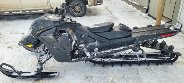 2023 Skidoo Summit Expert Turbo 165 in Snowmobiles in Fort St. John - Image 4