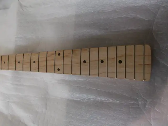 bass guitar neck-manche pour bass in Guitars in Sherbrooke - Image 5