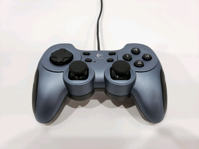 LOGITECH Rumble Pad 2 Vibration Feedback Gamepad65048390945409120