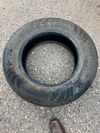 Continental Tires 235/65 R 17 All Season used