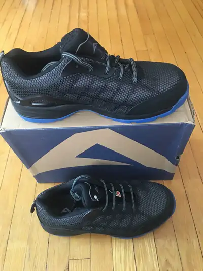 Brand New Mens  Safety Shoes Size 7 or 7 1/2, View more
