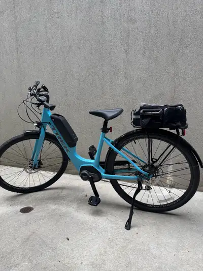 Trek Verve+2 e-bike Super Low Mileage , View more