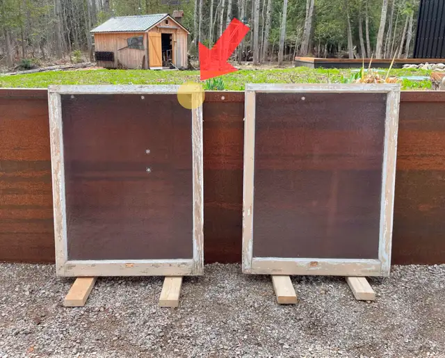 windows - antique textured purple glass windows for sale - Gon25 in Windows, Doors & Trim in Owen Sound - Image 2