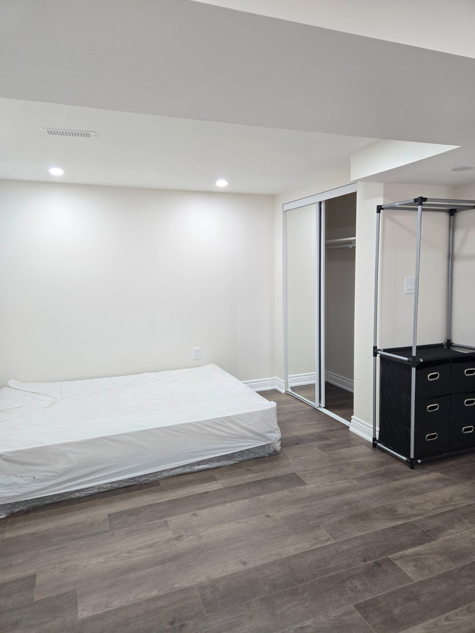 Guelph Basement Apartment for Rent 3