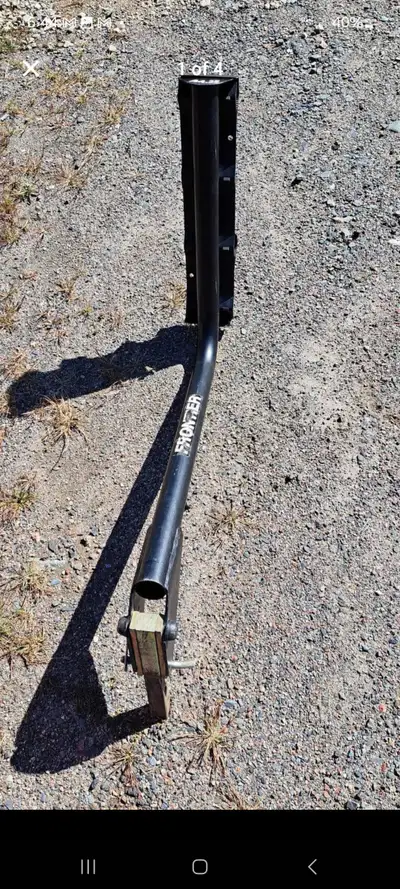 Frontier 4 bikes carrier.Attach to your car hitch.