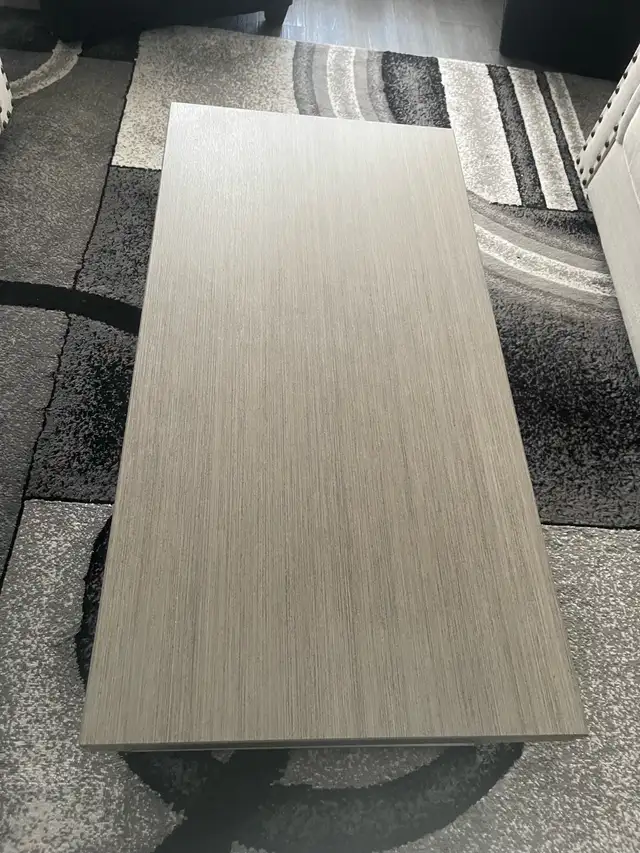 Modern Rectangular Coffee Table in Coffee Tables in Mississauga / Peel Region - Image 5