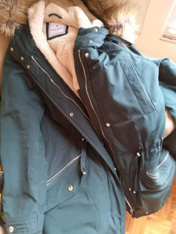 Manteau d'hiver femme - Winter coat dans Femmes - Hauts et vêtements d'extérieur  à Ville de Montréal - Image 2