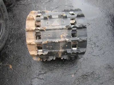 snowmobile track...fits ski doo...15x120x3.0 pitch with 1.25 lug....great shape....pre drilled for s...