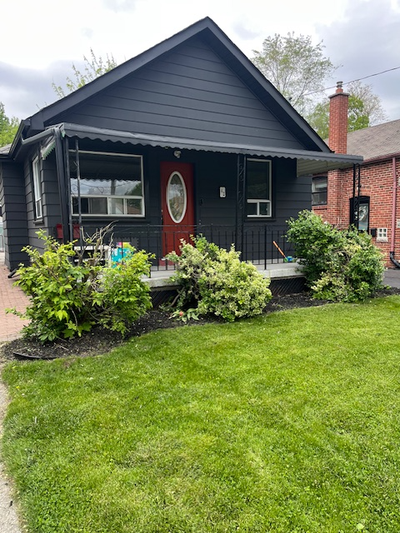 Welcome home to this beautifully updated 1-bedroom, 1-bathroom basement apartment located in a quiet...