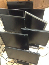 8 Computer monitors, 19-22"