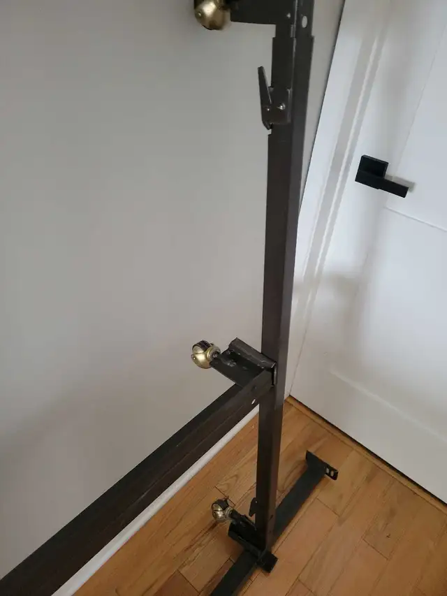 Metal bed frame in Beds & Mattresses in Ottawa - Image 3