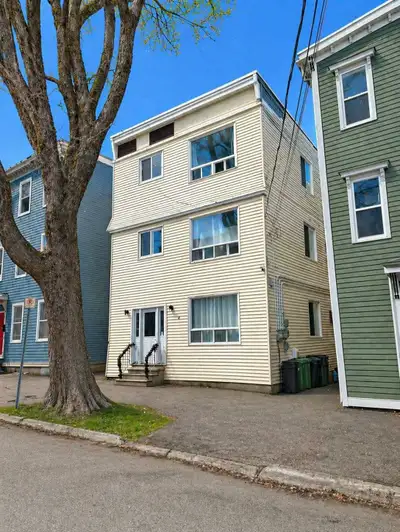375,000 – Saint John Solid opportunity for a live-in + income setup or full rental. ✔ 3 units – iden...