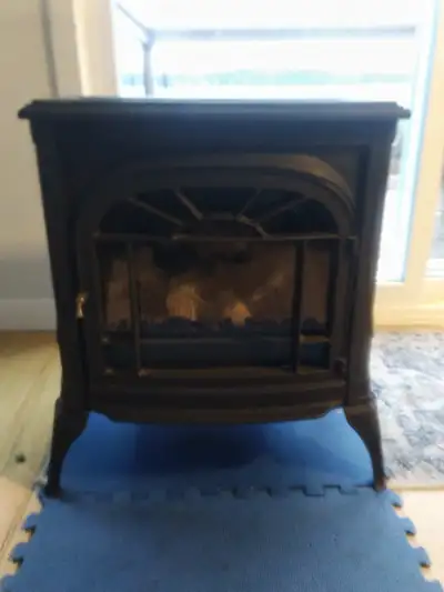 Vermont Castings "Addison" Cast Iron Electric Stove, View more