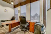 Private Office on Yonge Street (Commercial Building), ON $1150