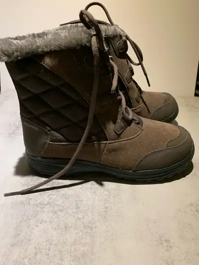 Columbia Winter Boots - Size 7.5, View more
