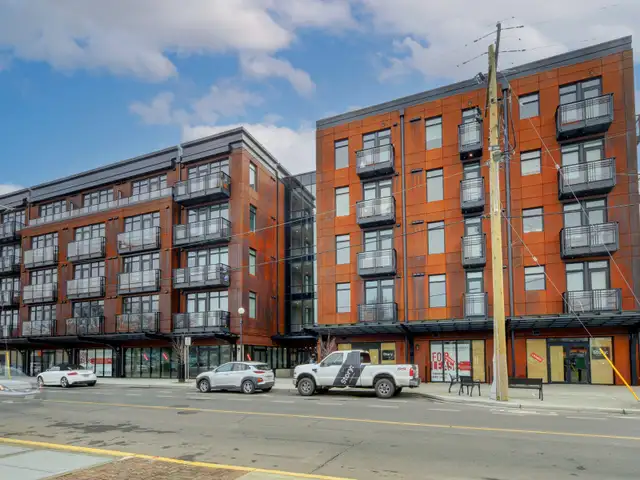 Fully Furnished Modern Bachelor at Ironworks – Downtown Living