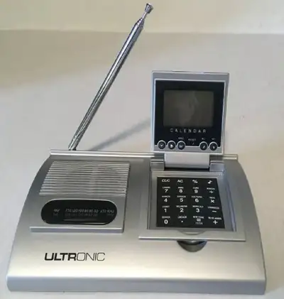 MINI DESKTOP AM / FM RADIO with CALENDAR CLOCK - ULTRONIC T524, View more
