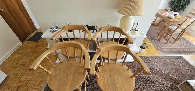 Wooden Swivel Bar Stool with Backrest in Chairs & Recliners in Markham / York Region - Image 6