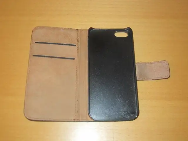 Iphone 5 Series Wallet Case with Credit Card Slots ($10.00 Each) in Cell Phone Accessories in Markham / York Region - Image 5
