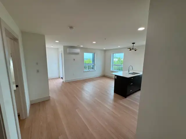2 bed, 2 bath Available at 9 Irving Avenue63008312324609122
