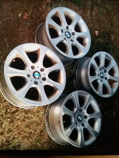 16 inch 5 x 120 bolt pattern 3 series Excellent condition Never winter used Upgraded to 17s $50 each...