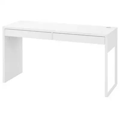 White desk, View more
