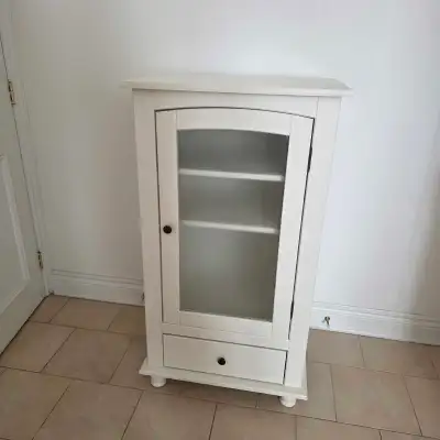 Solid wood white cabinet (20" D x 26" W x 47" T), View more