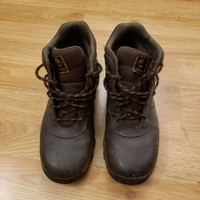 Mid Hiking Boots Size 5 - Waterproof