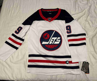 Brand new Winnipeg Jets jersey - Laine #29 size small mens