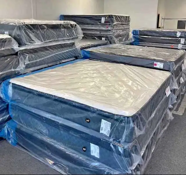 matelas simple,matelas double,matelas queen,matelas king à vendr in Beds & Mattresses in Longueuil / South Shore - Image 3