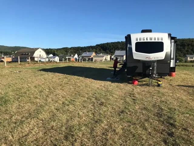 2022 RV rock wood like new in RVs & Motorhomes in West Island - Image 2