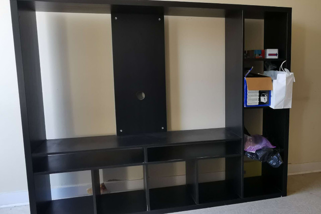 TV stand in TV Tables & Entertainment Units in Ottawa